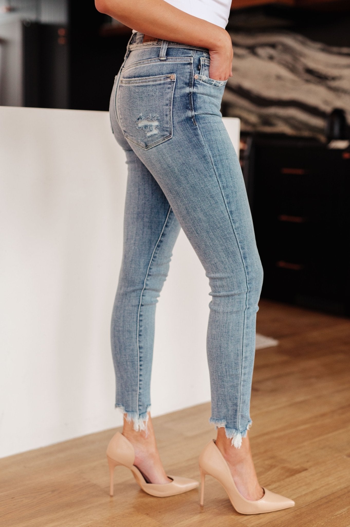 Sherry Mid Rise Release Waistband Detail Skinny - Loving God