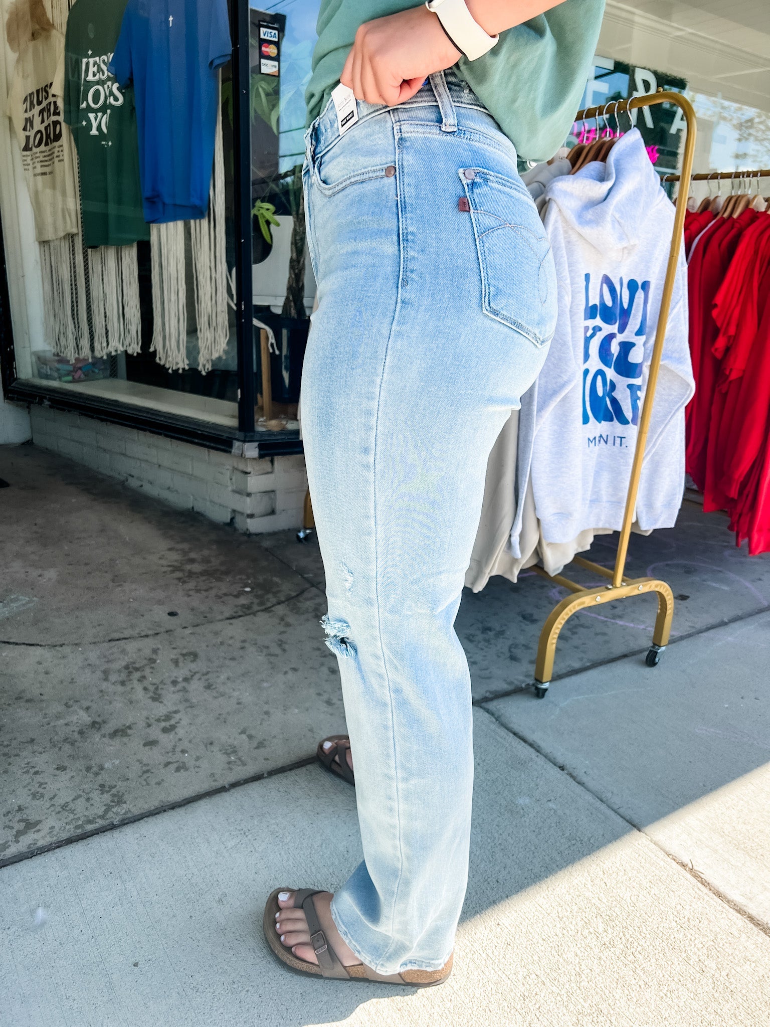 Loving God | Brynn Light Wash Judy Blue 90's Straight Distressed Back Rip Denim Jeans - Loving God